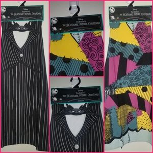 NWT PAIR OF DISNEY'S NIGHTMARE BEFORE CHRISTMAS APRONS